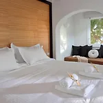 Saint John & Hotell Agios Ioannis Diakoftis