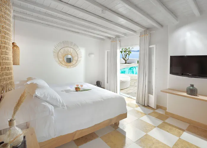 Saint John & Hotel 5*