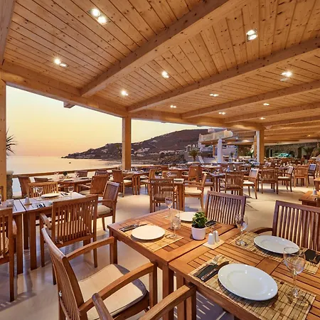 圣约翰别墅酒店 度假村 5*