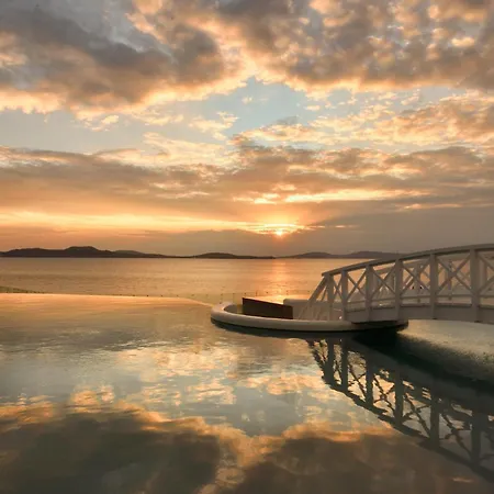 Saint John Villas&spa